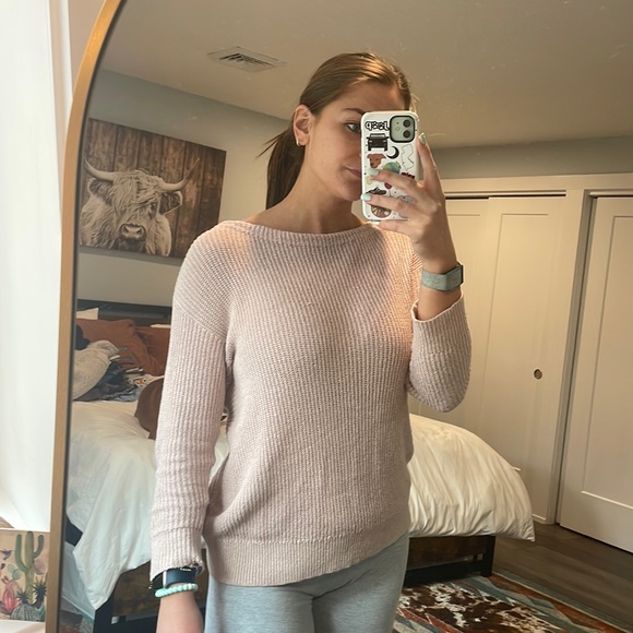 KNOT TWIST x SWEATER 🎀 - Picture 2 of 4